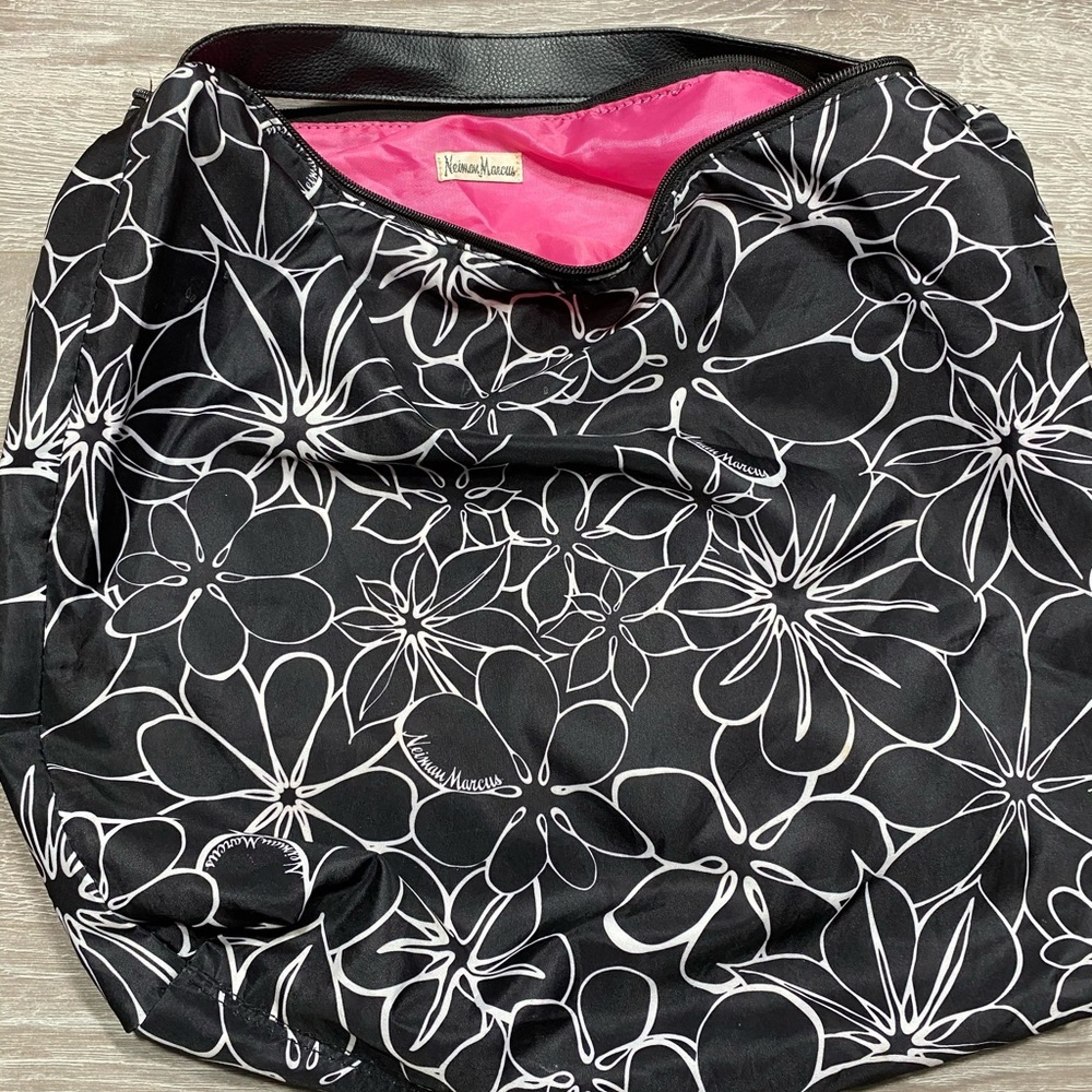 Neiman Marcus Bag